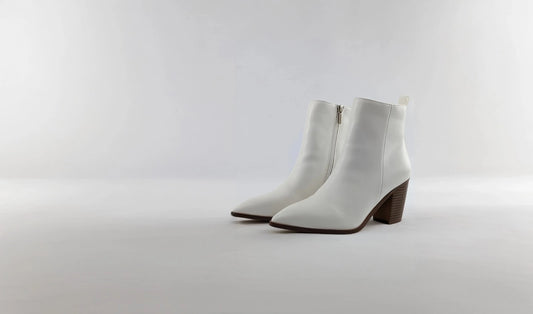 White boots for women