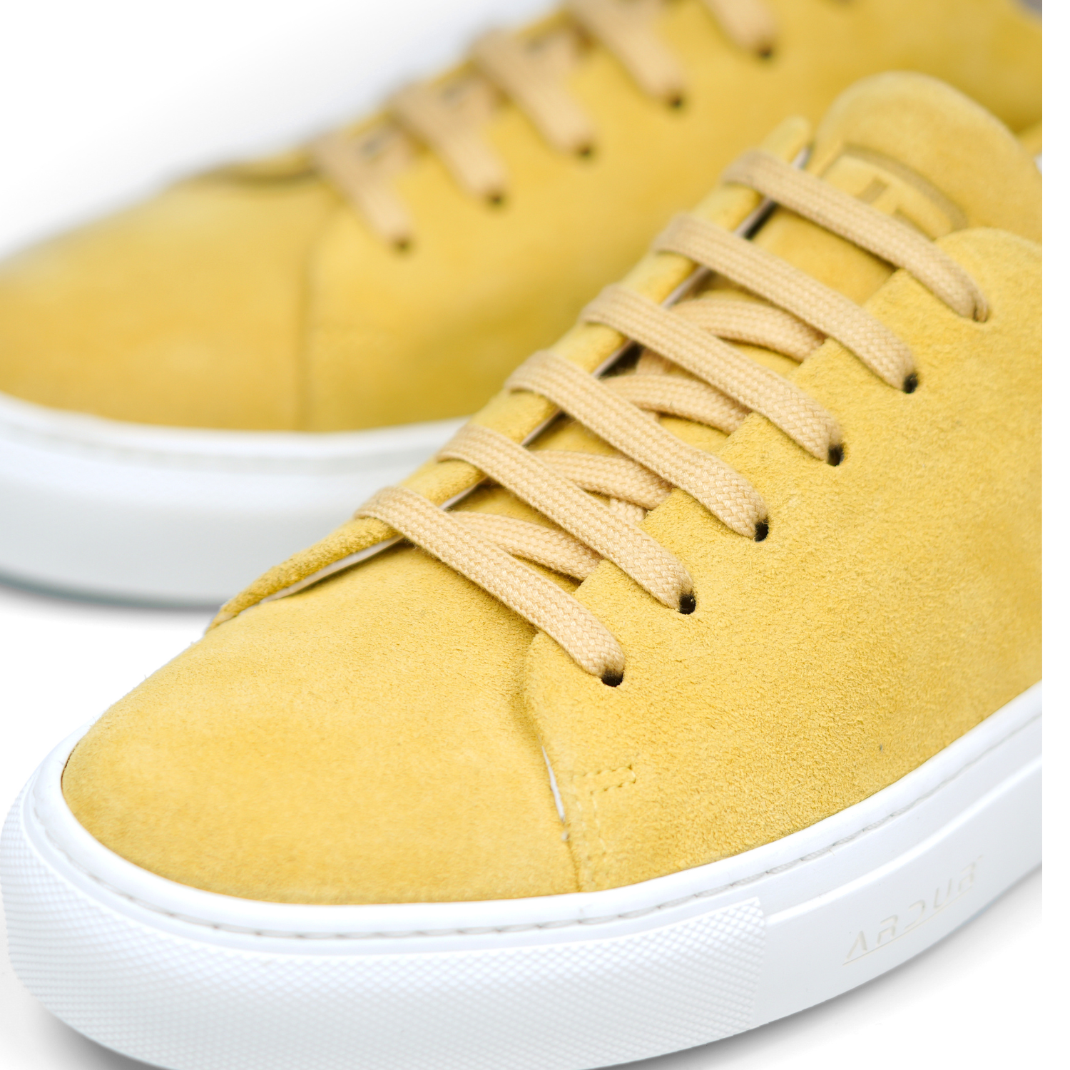 Lumi Aura Sneakers